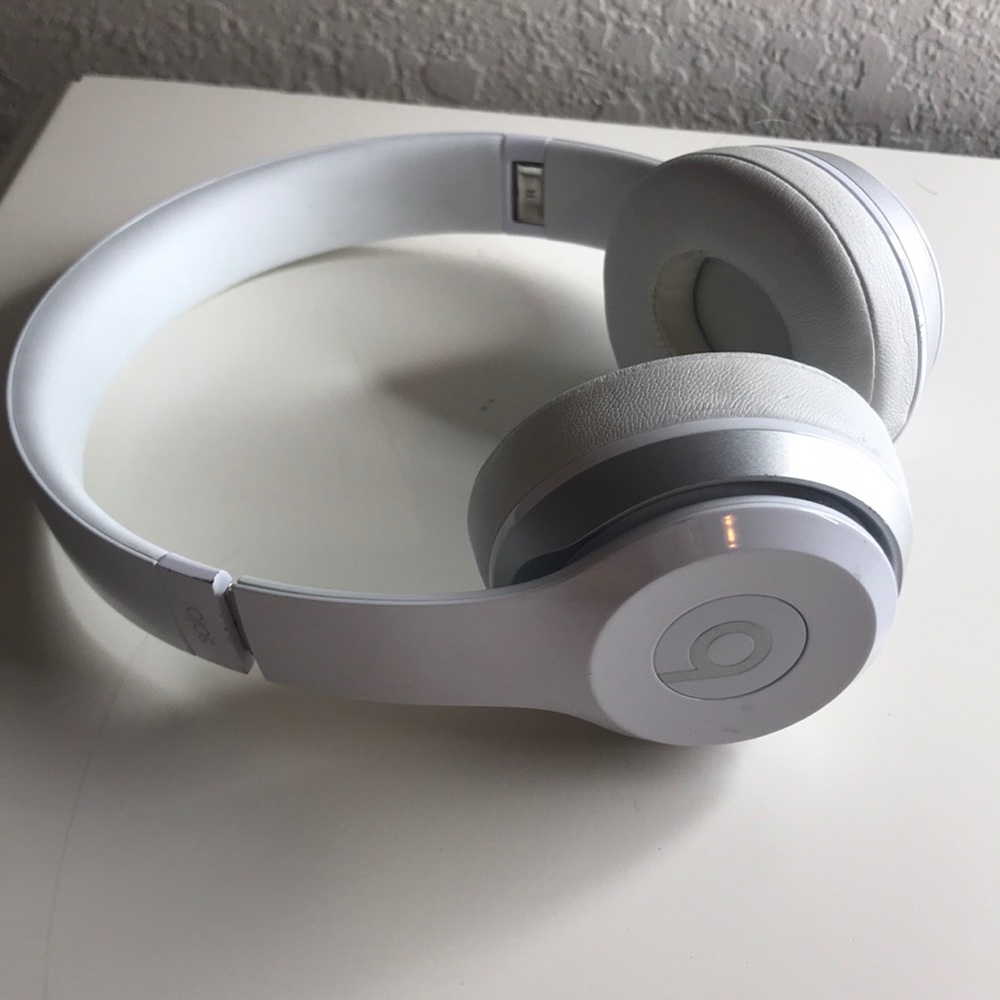 Beats Solo by Dr.Dre with Cord